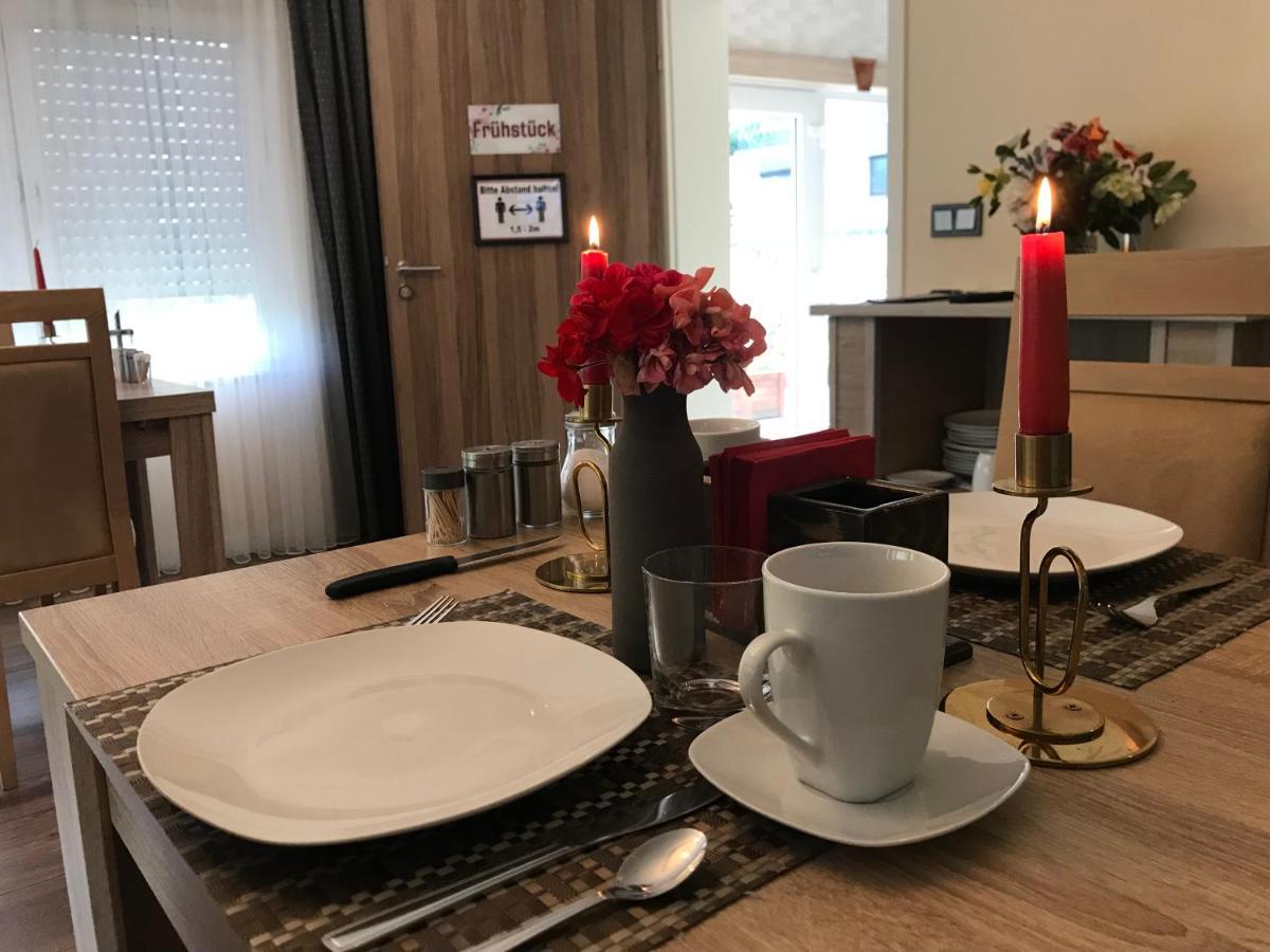 Moselina Gaestezimmer ザンクト・アルデグント エクステリア 写真